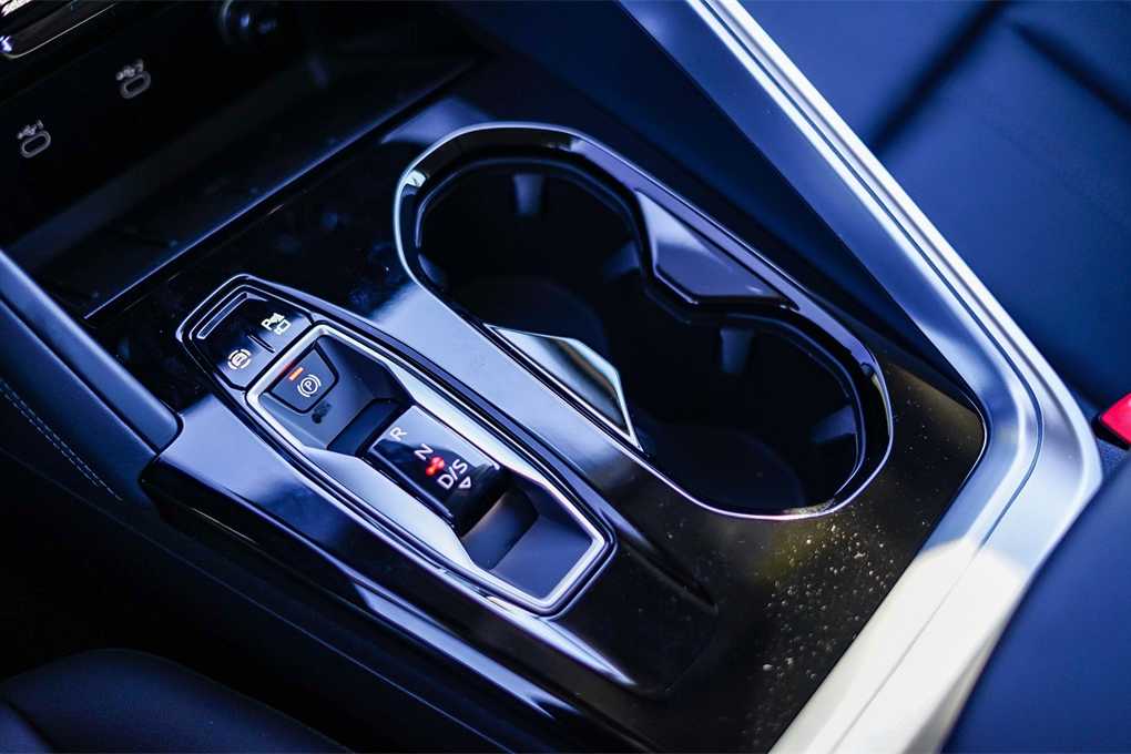 Thumbnail: 2025 Audi Q5 - 22