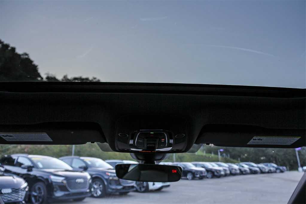 Thumbnail: 2023 Audi S4 - 12