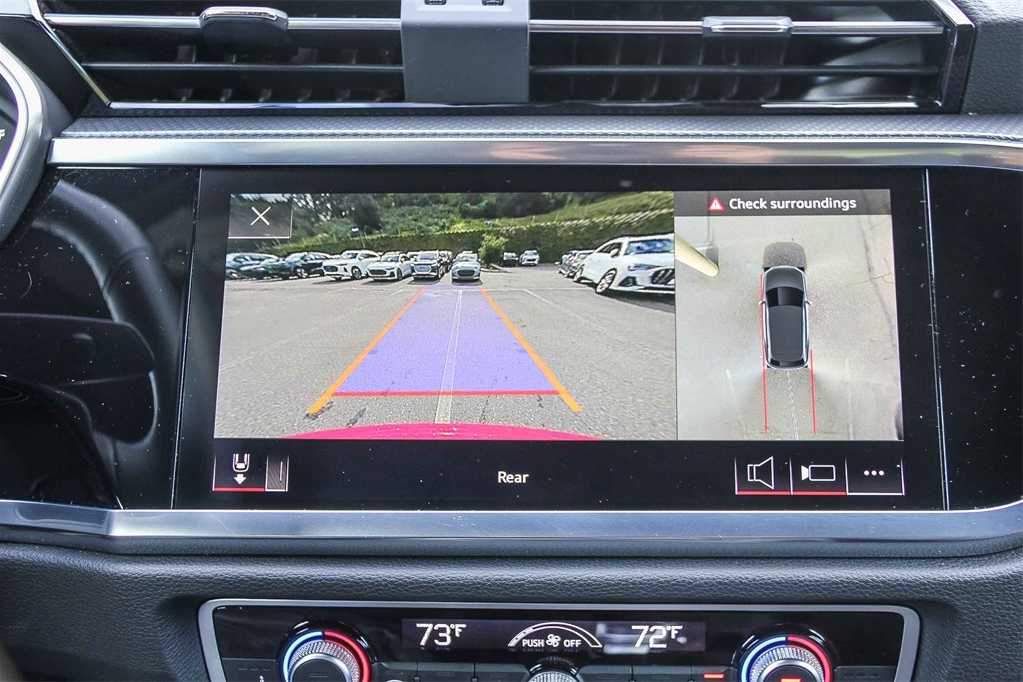 Thumbnail: 2023 Audi Q3 - 23