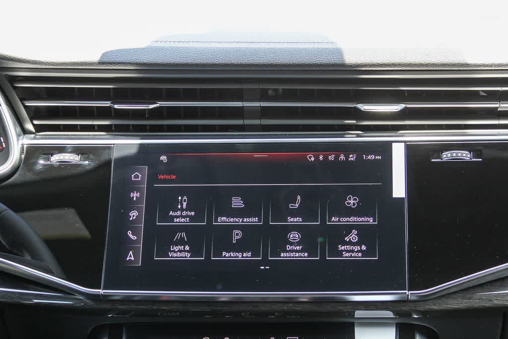 Thumbnail: 2026 Audi Q7 - 15