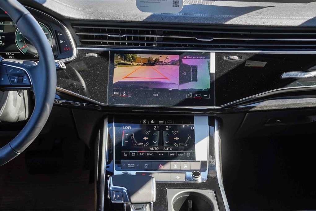 Thumbnail: 2025 Audi Q7 - 13