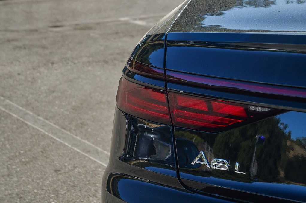 Thumbnail: 2026 Audi A8 - 7
