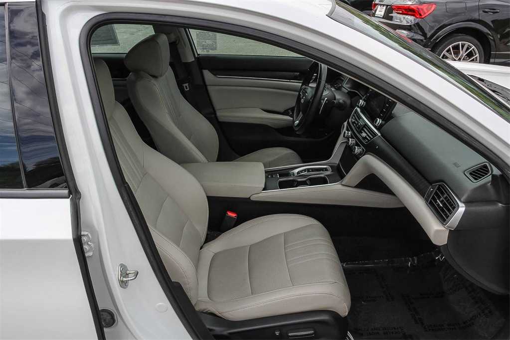 Thumbnail: 2020 Honda Accord - 18