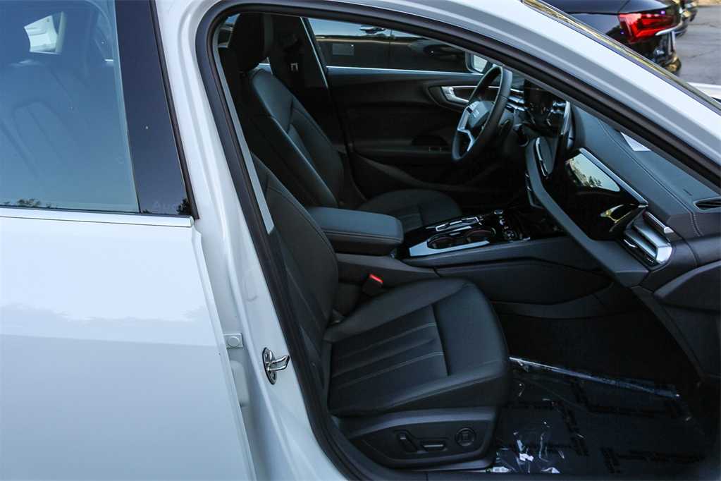 Thumbnail: 2025 Audi A5 - 18