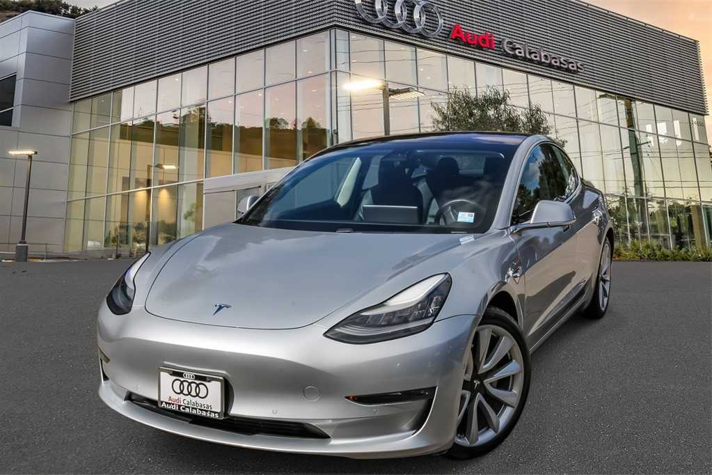 Thumbnail: 2018 Tesla Model 3 - 1