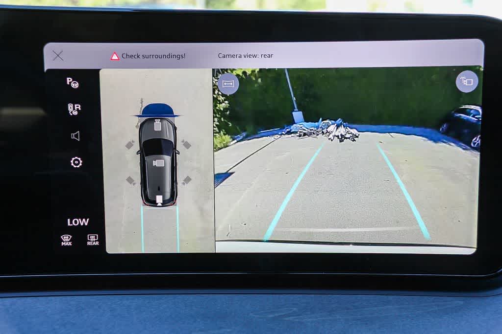 Thumbnail: 2026 Audi Q3 - 23