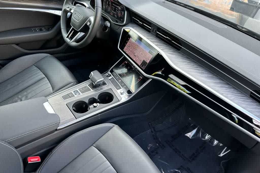 Thumbnail: 2025 Audi A6 - 15
