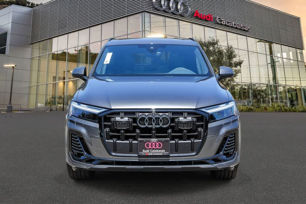 Thumbnail: 2026 Audi Q7 - 6