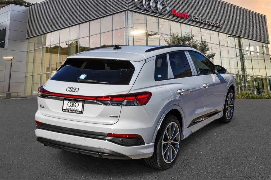 New 2026 Audi Q4 e-tron 55 Premium SUV