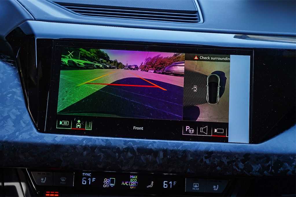 Thumbnail: 2026 Audi RS e-tron GT - 14