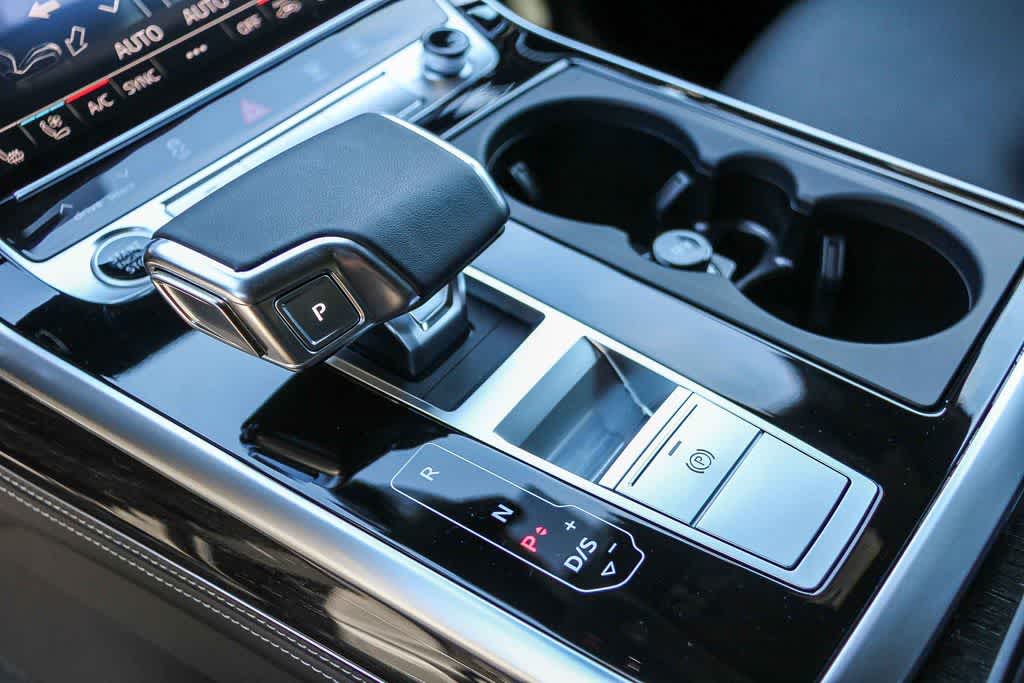 Thumbnail: 2026 Audi Q7 - 20