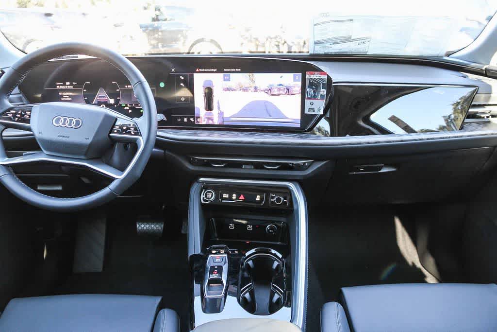 Thumbnail: 2025 Audi Q5 - 13