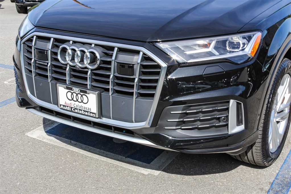 Thumbnail: 2023 Audi Q7 - 8