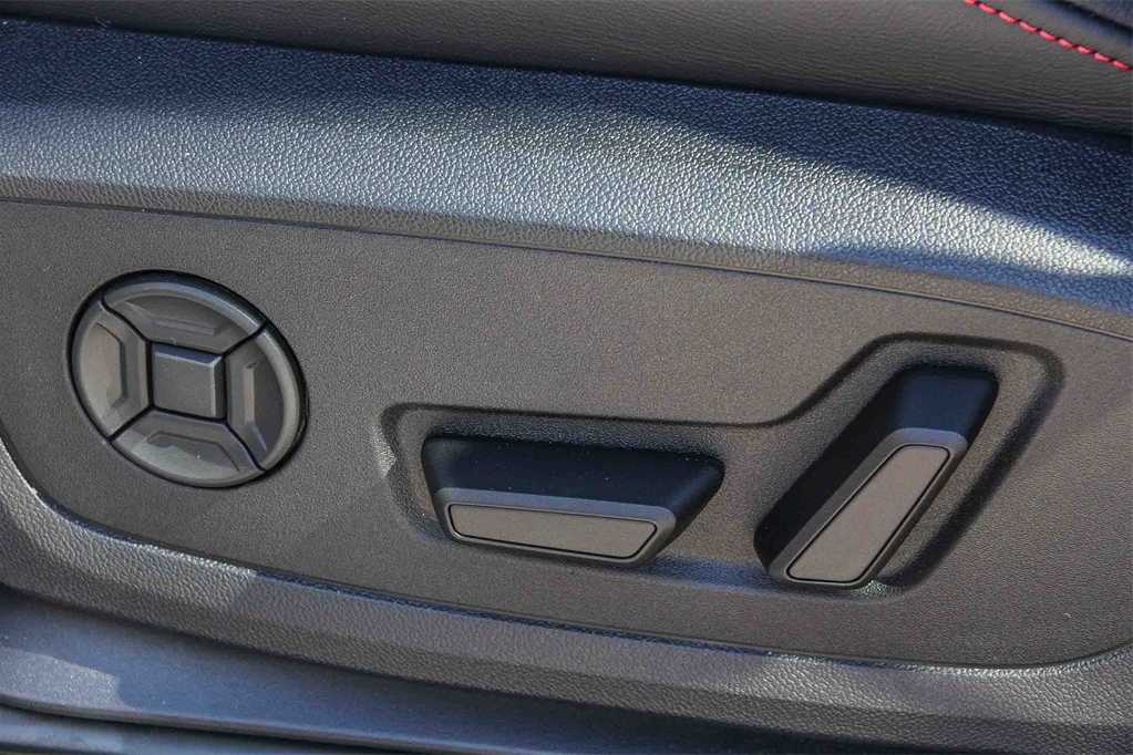 Thumbnail: 2025 Audi Q3 - 21