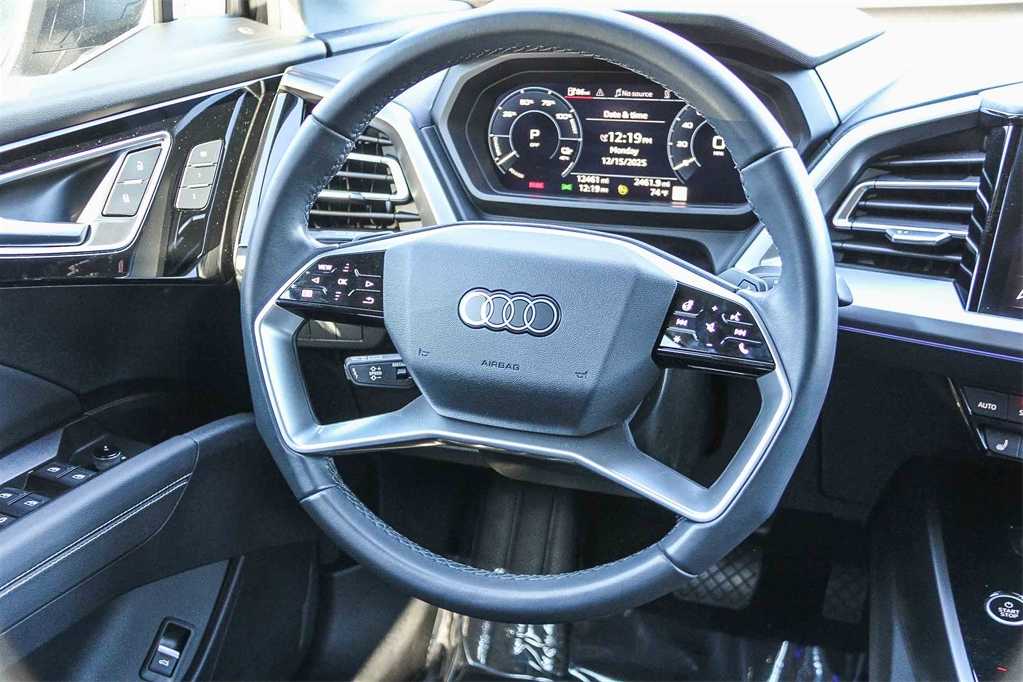 Thumbnail: 2024 Audi Q4 e-tron - 16