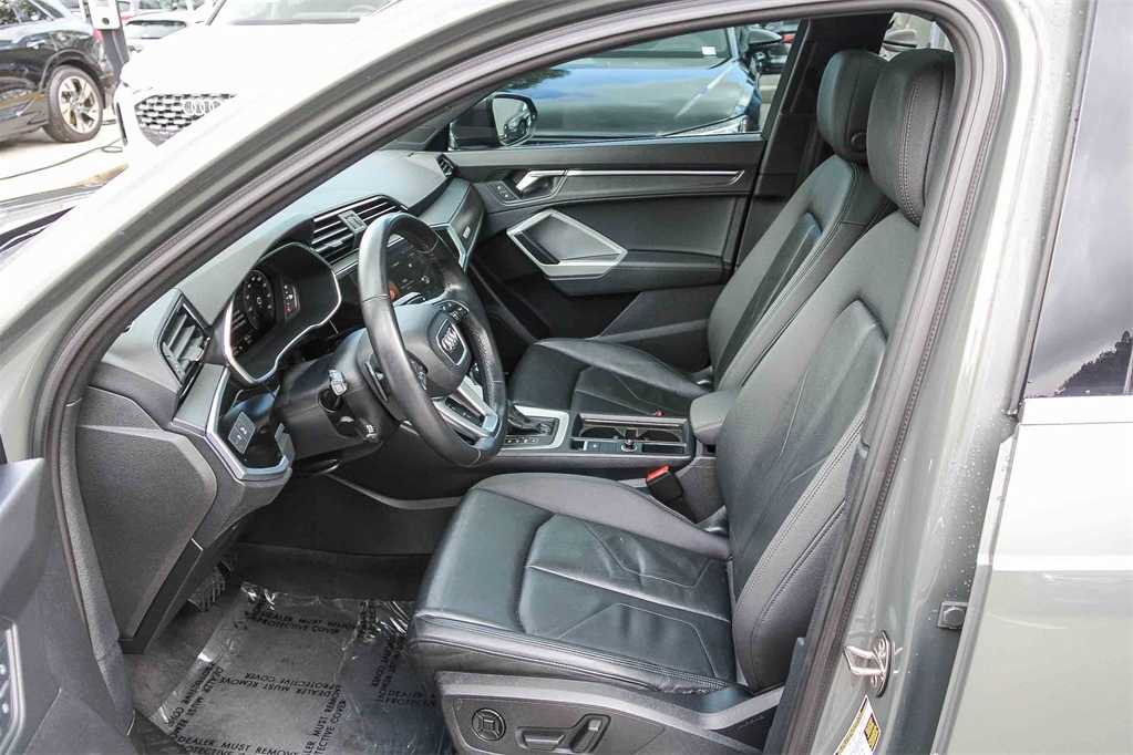 Thumbnail: 2022 Audi Q3 - 19