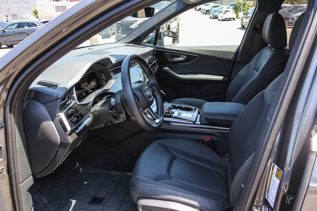 Thumbnail: 2026 Audi Q7 - 19