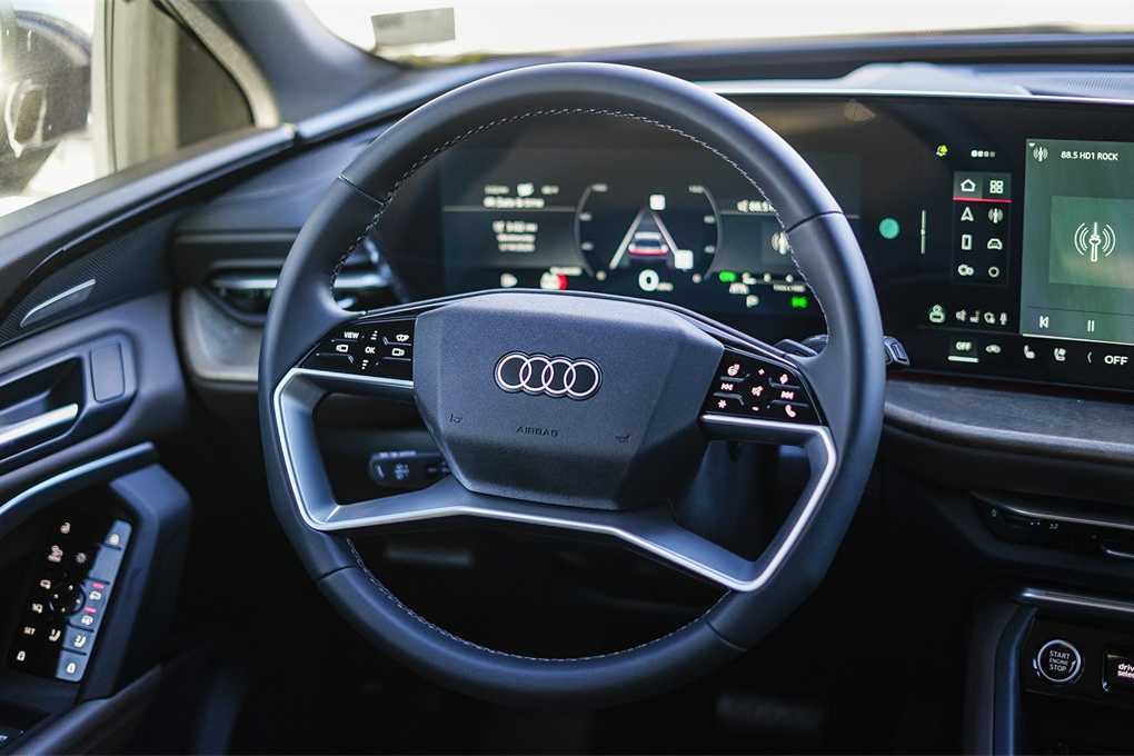 Thumbnail: 2025 Audi Q5 - 17