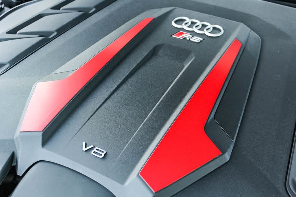 Thumbnail: 2026 Audi RS Q8 - 27