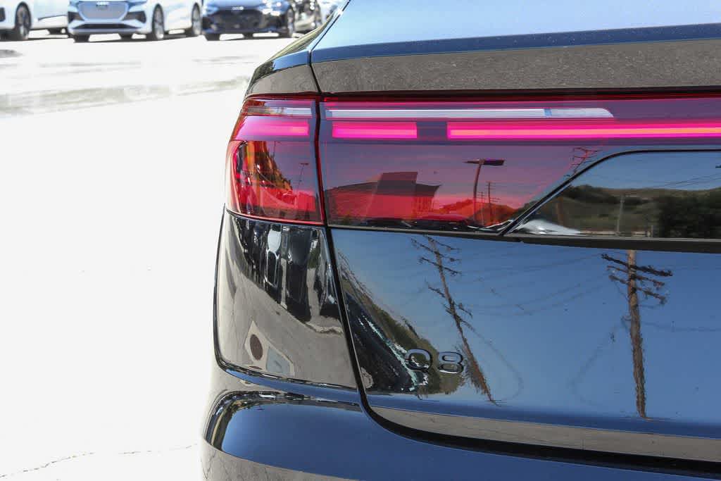 Thumbnail: 2026 Audi Q8 - 11