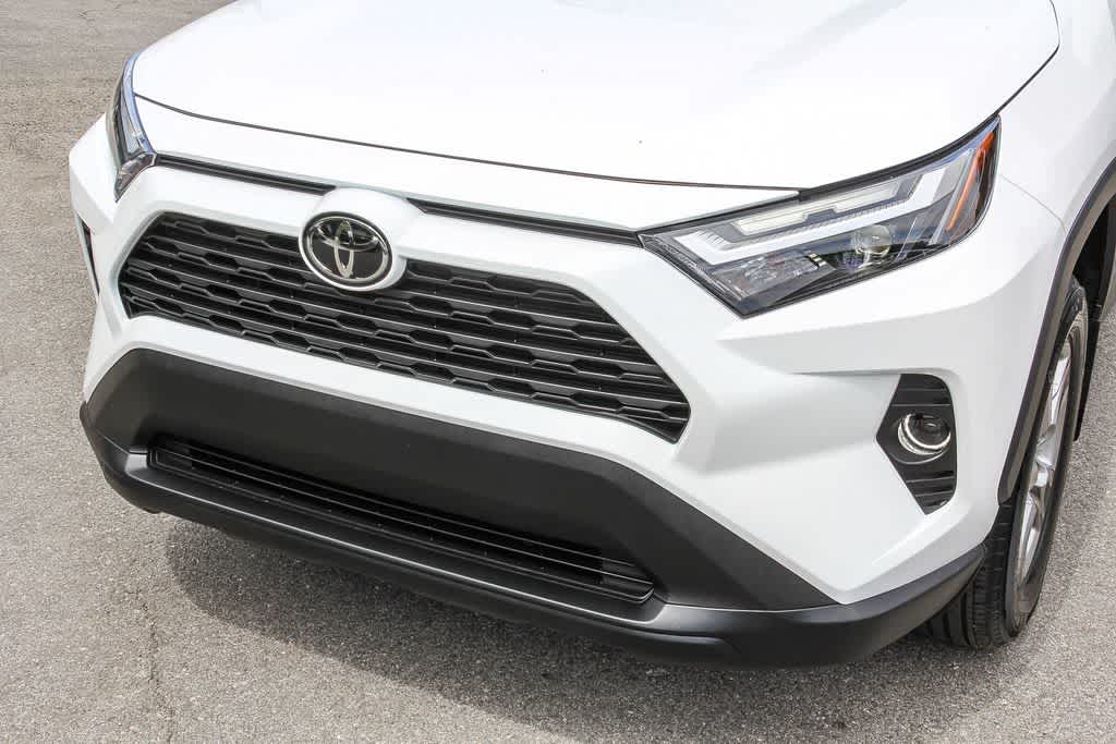 Thumbnail: 2024 Toyota RAV4 - 8