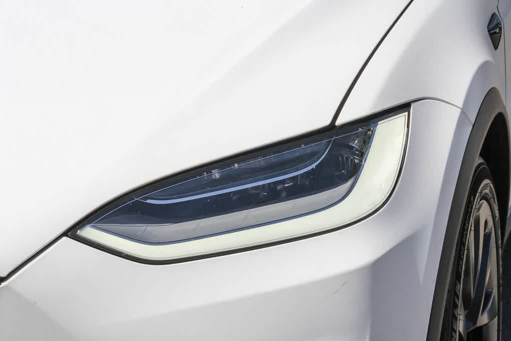 Thumbnail: 2022 Tesla Model X - 7