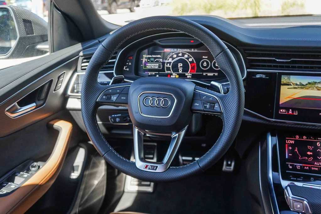 Thumbnail: 2026 Audi RS Q8 - 15