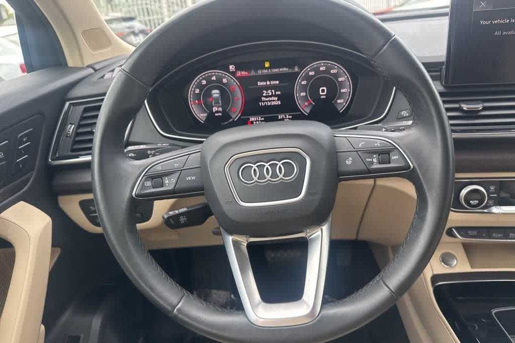 Thumbnail: 2022 Audi Q5 - 14