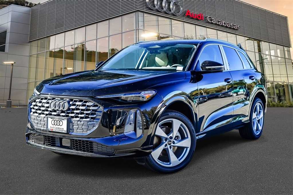 Thumbnail: 2025 Audi Q5 - 1