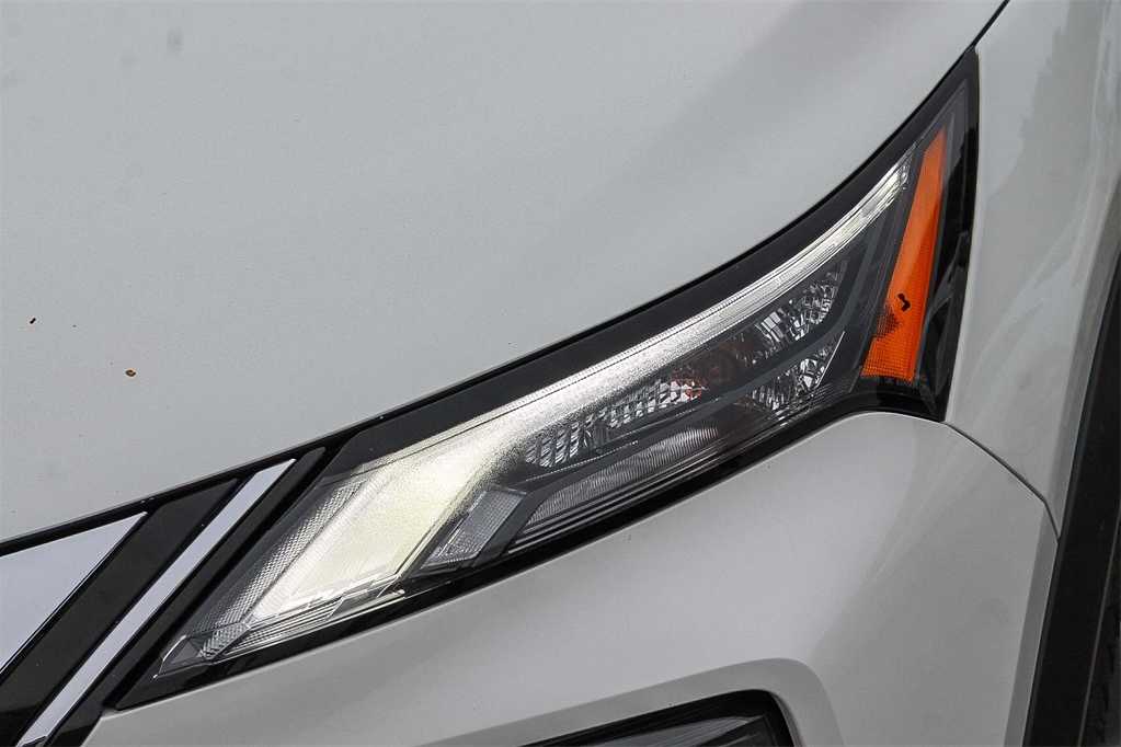 Thumbnail: 2021 Nissan Rogue - 8