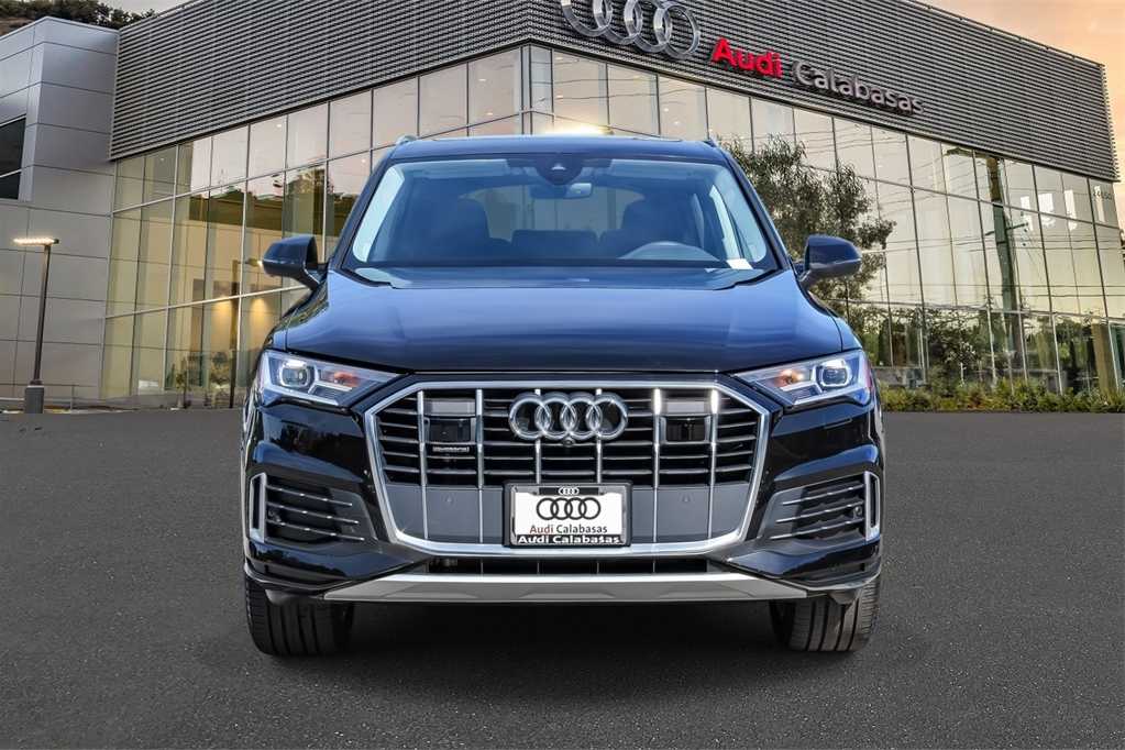 Thumbnail: 2023 Audi Q7 - 6