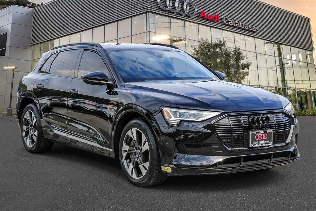 Thumbnail: 2022 Audi e-tron - 5