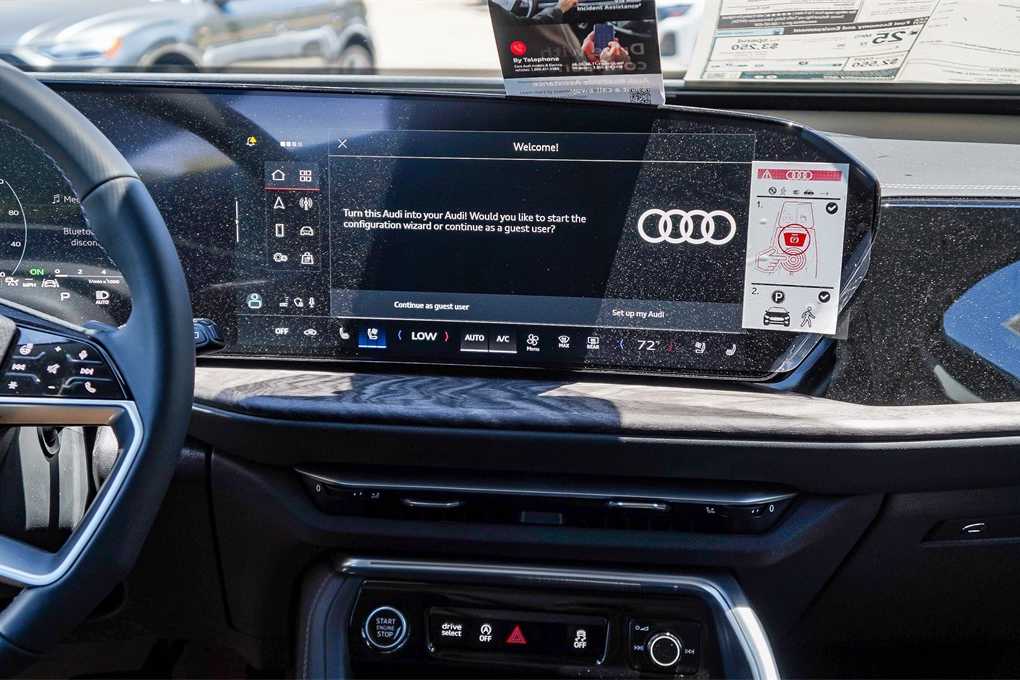 Thumbnail: 2025 Audi Q5 - 13