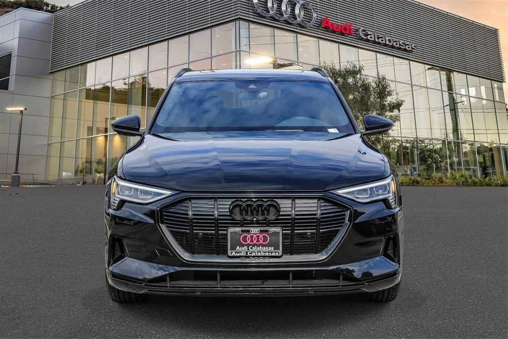 Thumbnail: 2022 Audi e-tron - 6