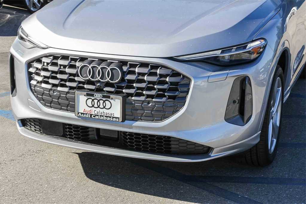 Thumbnail: 2025 Audi Q5 - 8