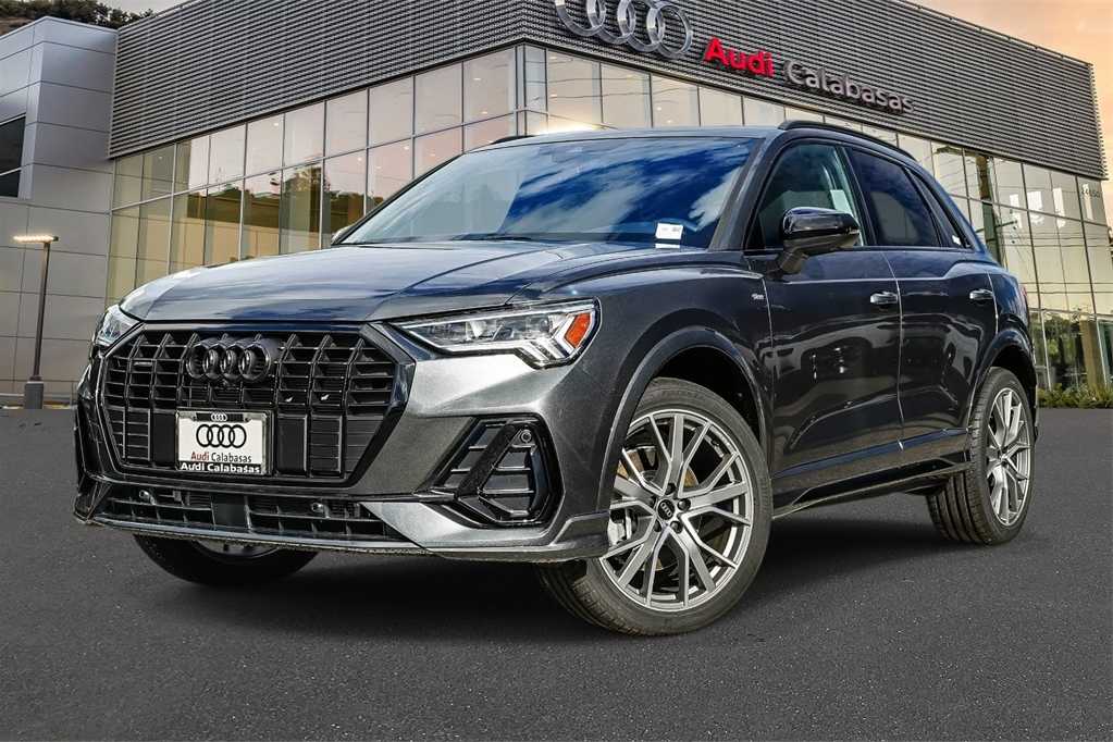 Thumbnail: 2025 Audi Q3 - 1