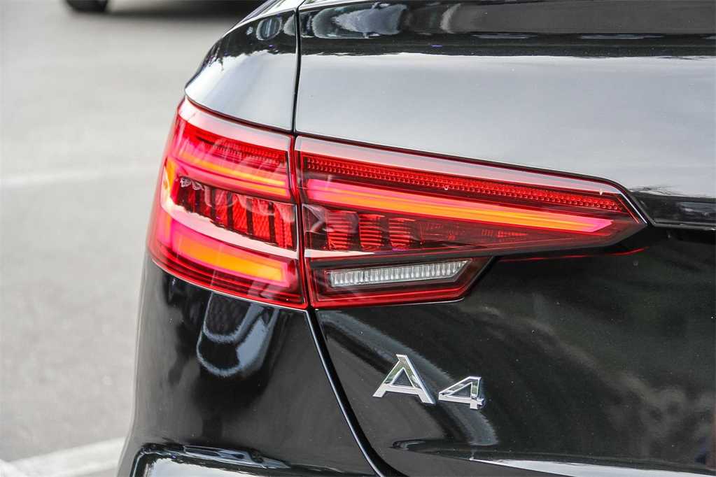 Thumbnail: 2019 Audi A4 - 11