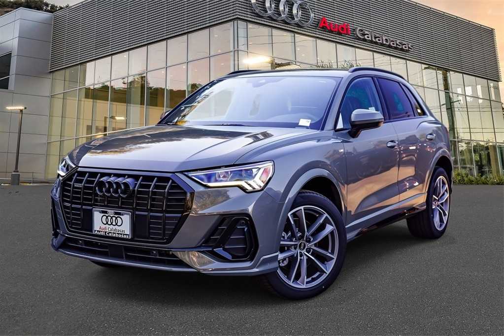 Thumbnail: 2025 Audi Q3 - 1