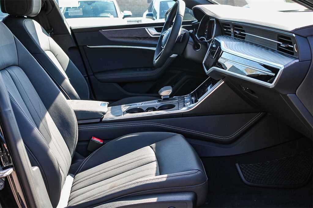 Thumbnail: 2025 Audi A7 - 19
