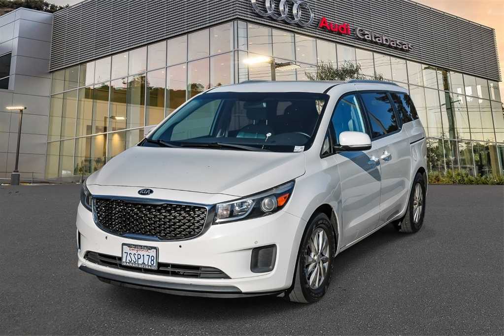 2017 Kia Sedona LX -
                  Calabasas, CA