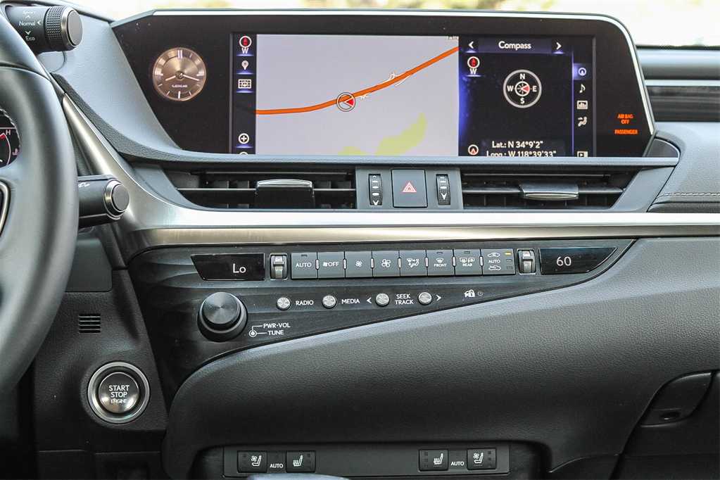Thumbnail: 2019 Lexus ES - 13