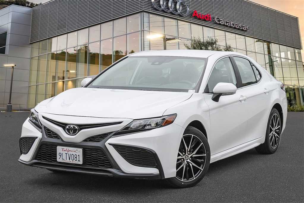 2024 Toyota Camry SE -
                  Calabasas, CA