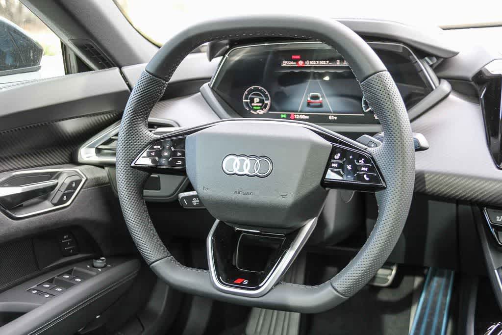 Thumbnail: 2026 Audi e-tron GT - 16