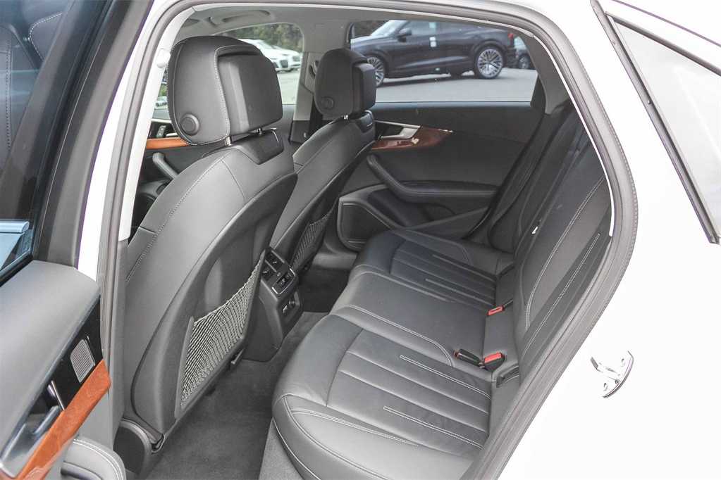 Thumbnail: 2022 Audi A4 - 17