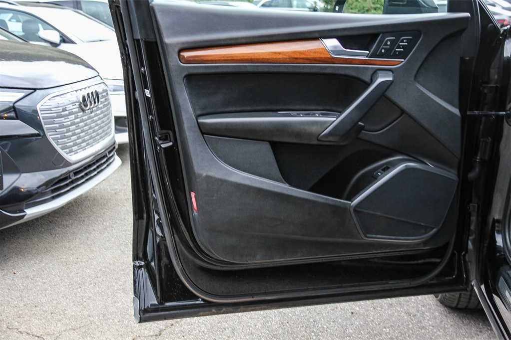 Thumbnail: 2023 Audi Q5 - 22