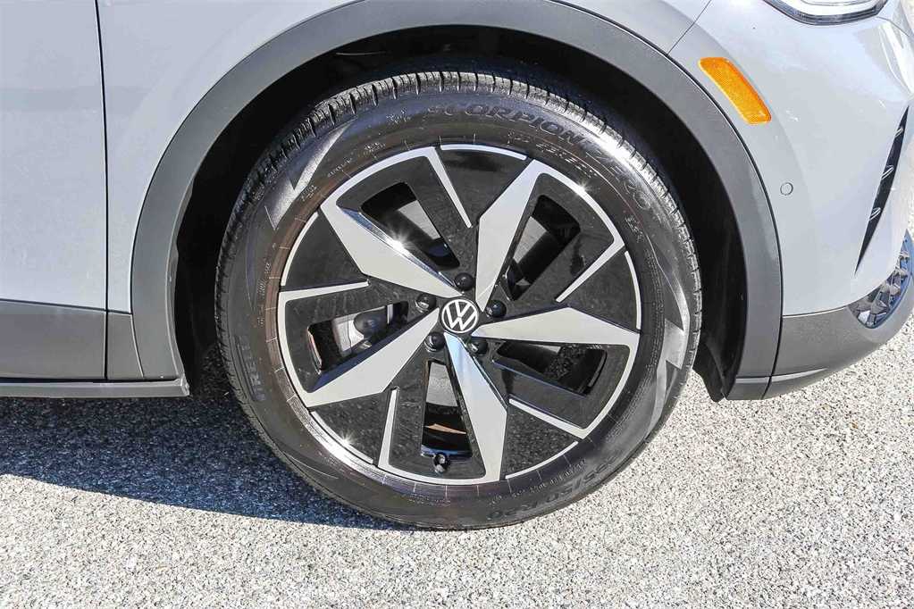 Thumbnail: 2023 Volkswagen ID.4 - 9