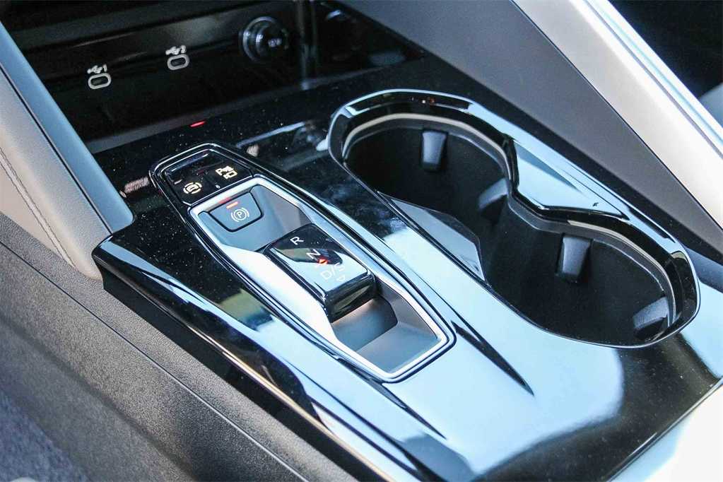 Thumbnail: 2025 Audi Q5 - 20