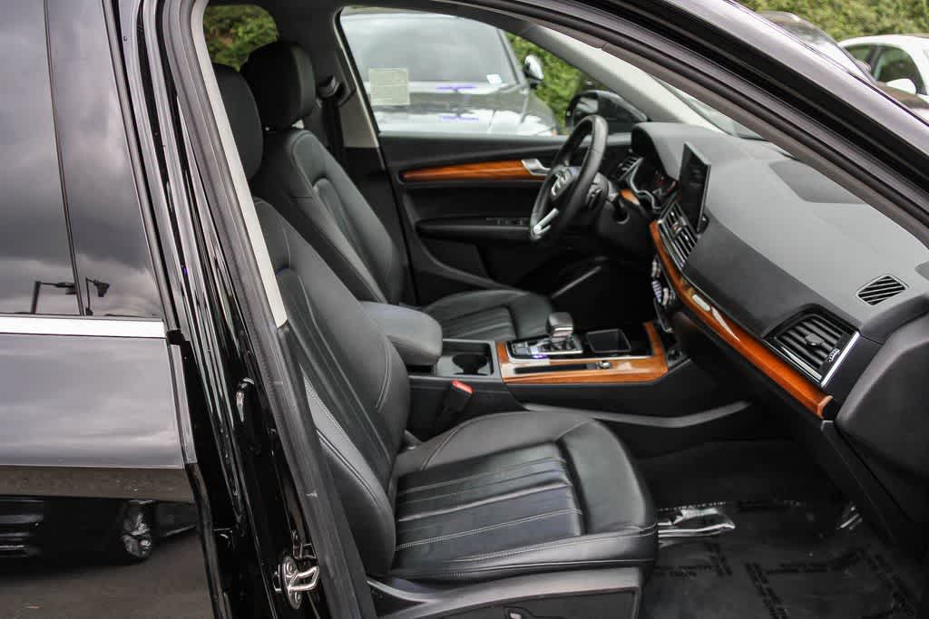 Thumbnail: 2023 Audi Q5 - 18