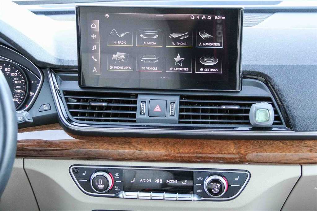 Thumbnail: 2022 Audi Q5 - 15