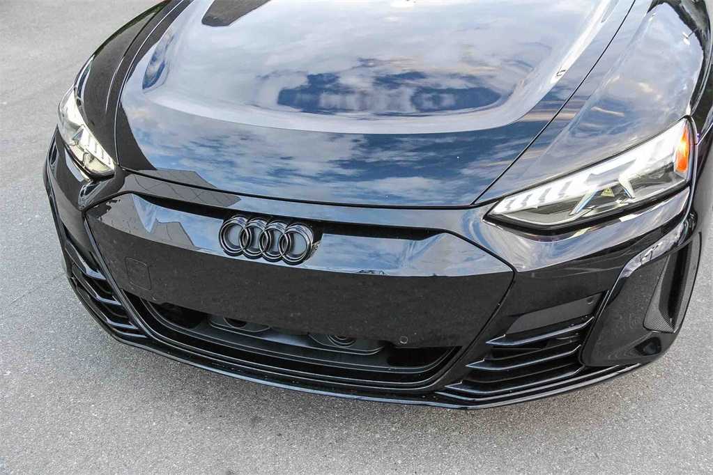 Thumbnail: 2024 Audi RS e-tron GT - 8